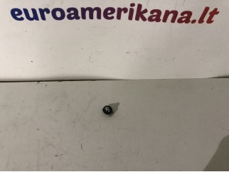 Lower Molding Retainer